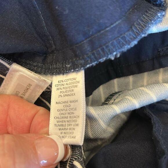 Loft black white striped ankle pants Marisa fit Size 2 EUC - Picture 9 of 9